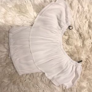 White flowing top, in perfect condition!